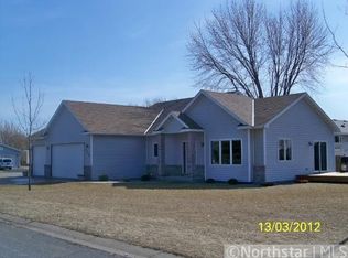 1774 11th Ave E, Shakopee, MN 55379