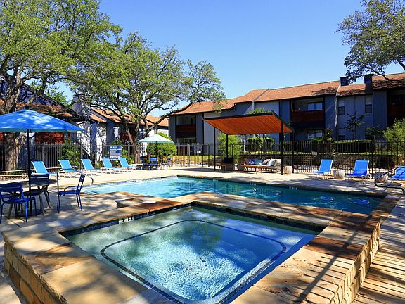 3rd image of 1611 Oak Creek Ln #1907-D