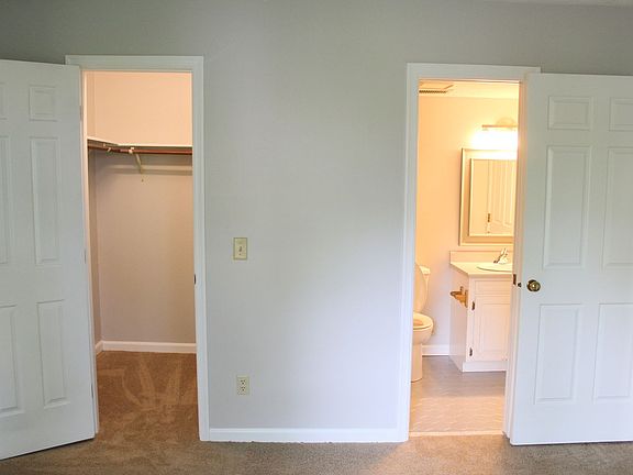 5th image of 736 Woodland Dr