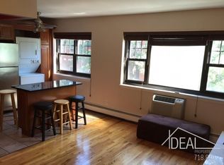 190 N 8th St #2, Brooklyn, NY 11211