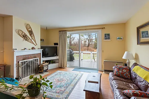 453 Westview Cir Photo 1