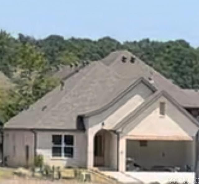 1st image of 122 Woodlands Park Dr