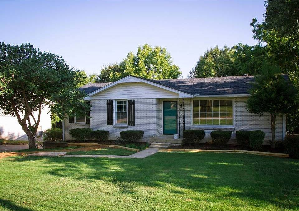1st image of 212 Whorley Dr