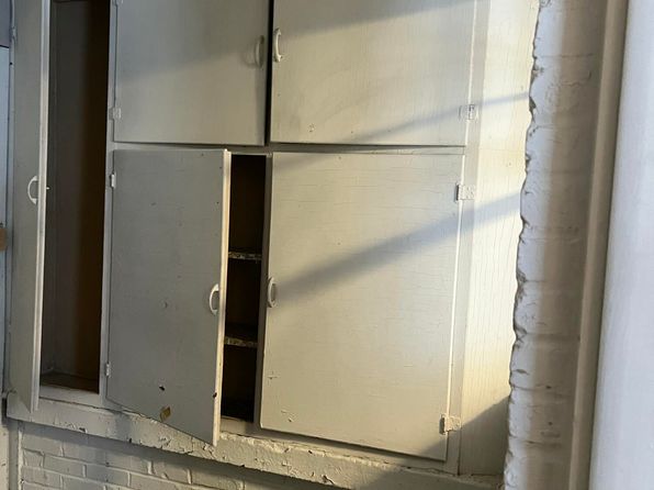 louisville-kentucky-73506356 picture