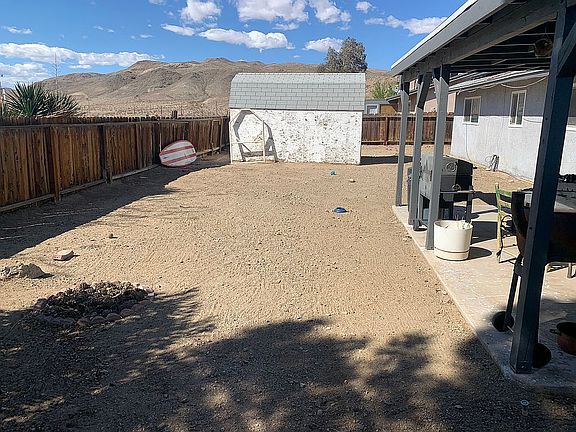 4th image of 36380 Hawthorn Dr