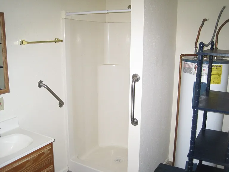 874 Glendale Ave — Photo 10
