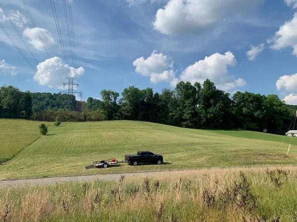 161 Gilmore Dr, Somerset, KY 42503