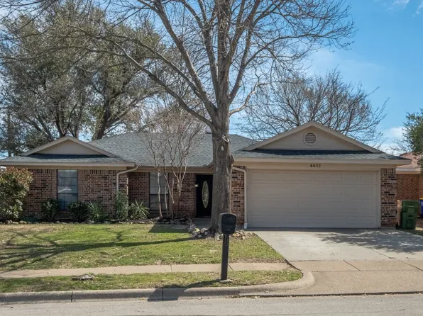 6632 Constitution Dr, Watauga, TX 76148