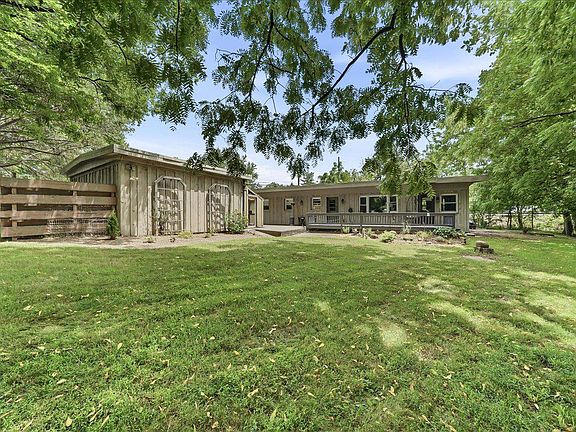 2nd image of 3671 Saint Peters Rd