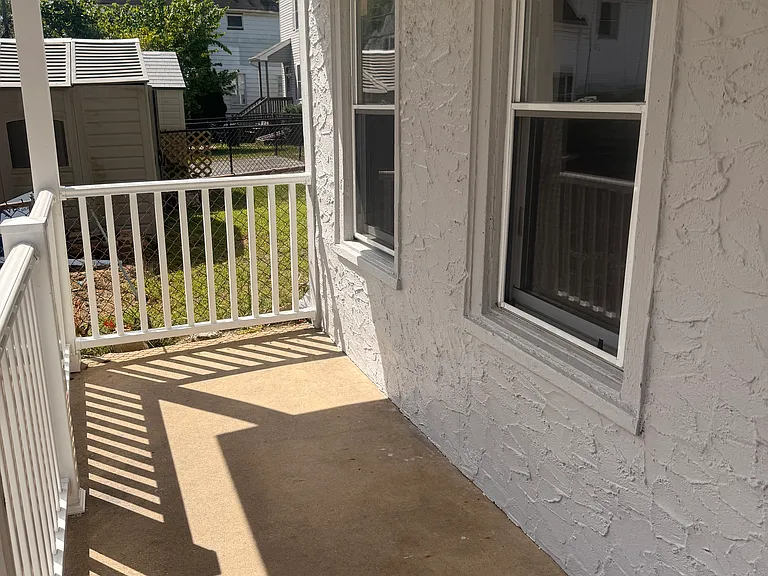 21 Avenue A — Photo 43
