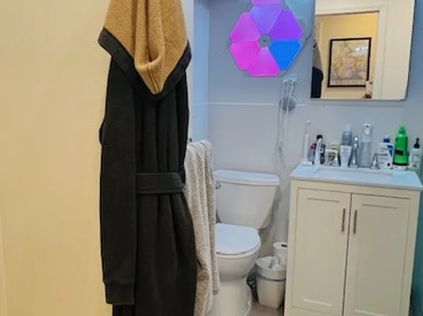 120 Central Park South image 10 of 16