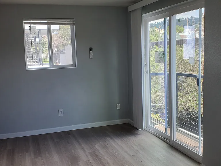1837 Berkeley Way #B — Photo 11