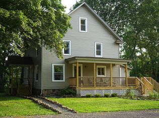 6513 N Centenary Rd, Williamson, NY 14589