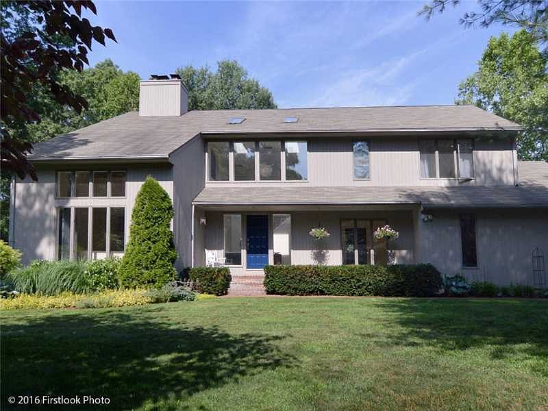 1st image of 75 Misty Oak Dr