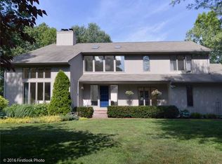 75 Misty Oak Dr, East Greenwich, RI 02818