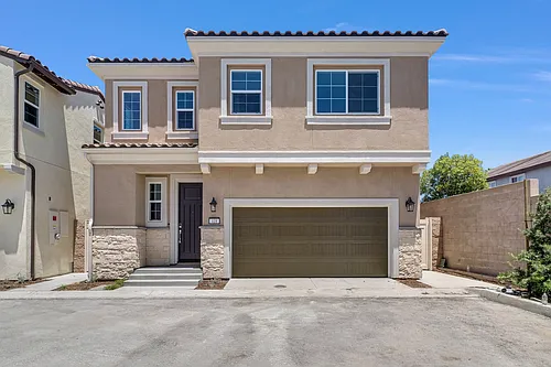 418 Meyer Pl Photo 1