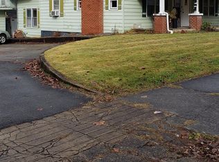 207 E Chestnut St APT 3, Johnson City, TN 37601