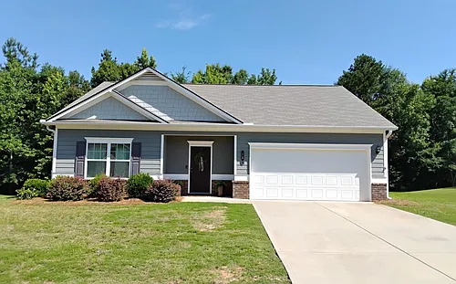 110 Kaitlyn Cir Photo 1