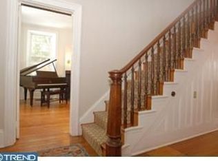 106 W Highland Ave, Philadelphia, PA 19118