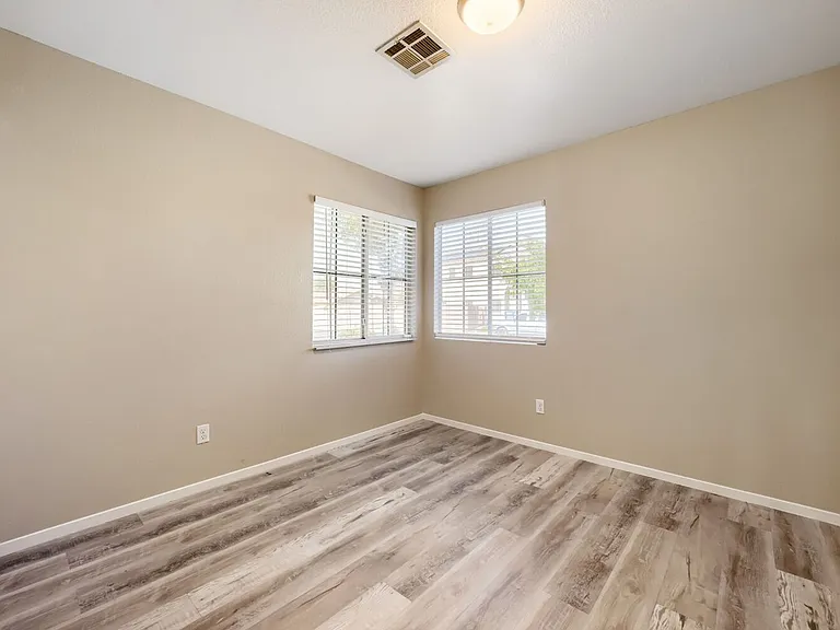 5900 Round Castle St — Photo 17