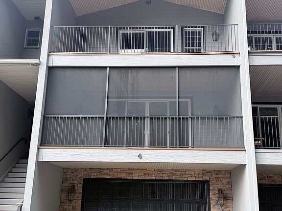 2nd image of 2145 Ridgecrest Cir Unit 4