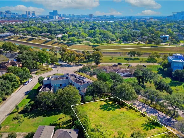 3510 N Braeswood Blvd, Houston, TX 77025