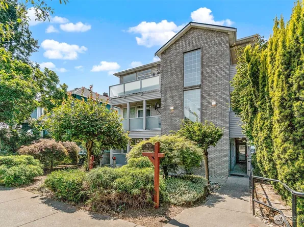 2420 Grand Avenue #102, Everett, WA 98201