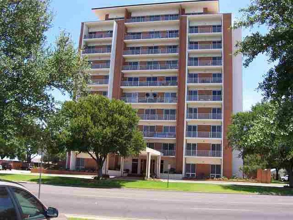 1st image of 4924 Cobbs Dr APT 8G