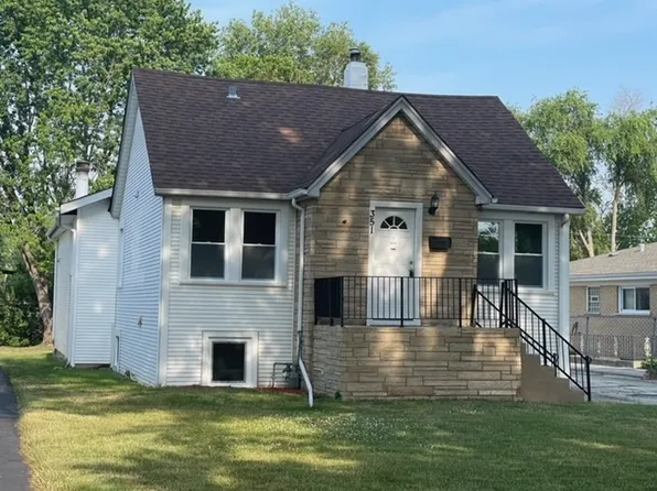 351 N Yale Ave, Villa Park, IL 60181