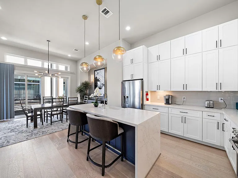 3515 Hutchins St — Photo 14