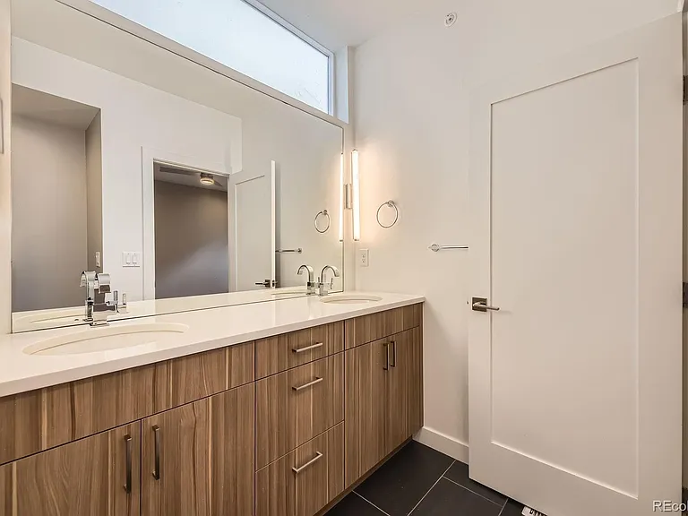 1612 Irving St #4 — Photo 6