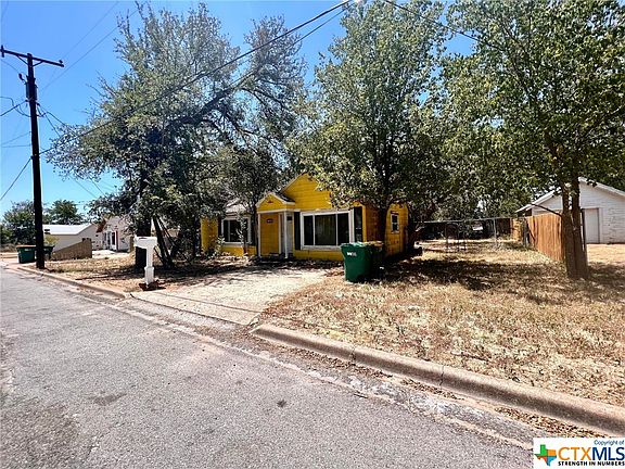 2nd image of 206 S 3rd St