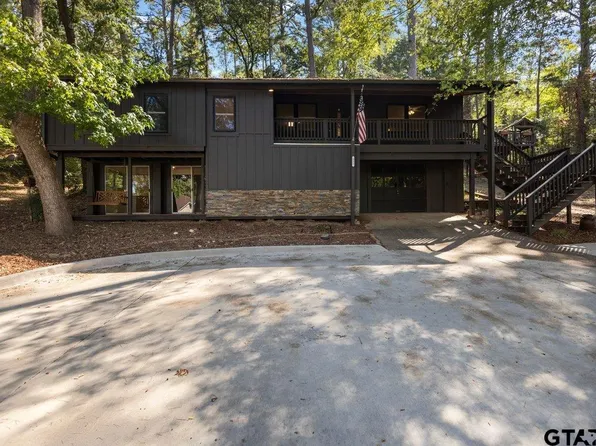 211 Hideaway Ln E, Hideaway, TX 75771