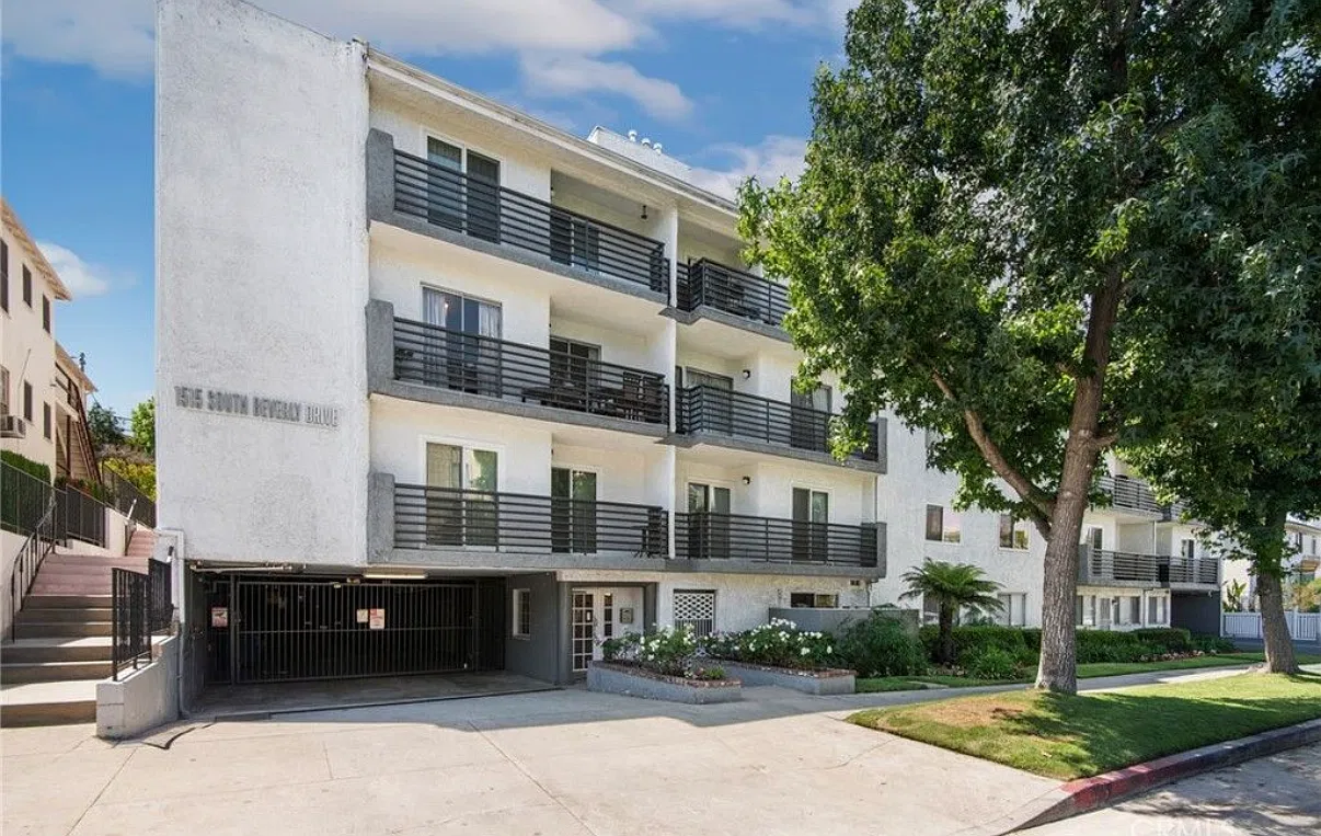 1 bed, 681 sqft, $2,500 — Photo 1