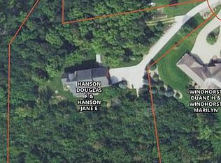 711 River Bluff Rd SE, Mazeppa, MN 55956