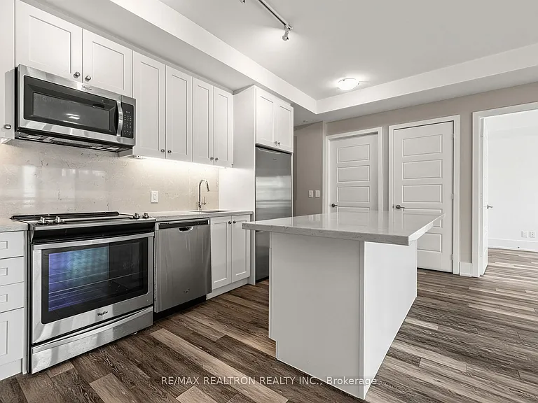 271 Sea Ray Ave #B209 — Photo 6