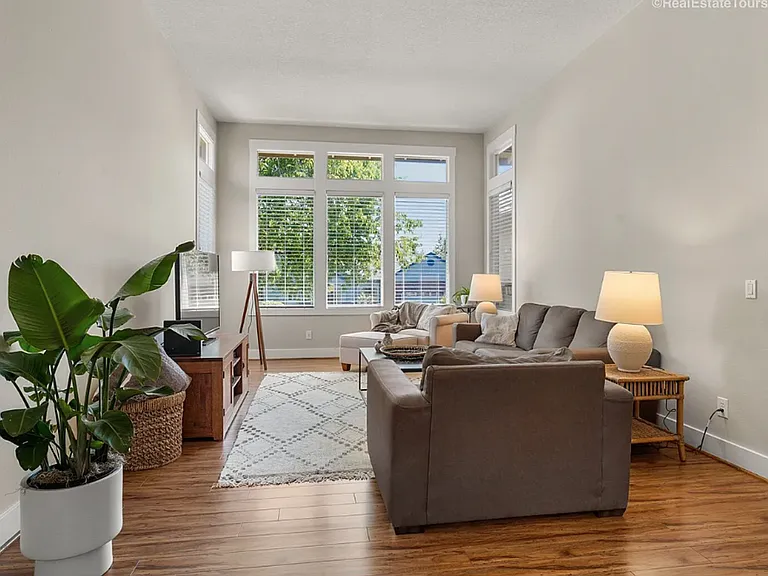 12035 SE Grand Vista Dr — Photo 9