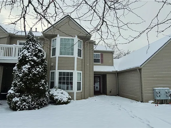 1005 Canyon View Rd APT G, Sagamore Hills, OH 44067