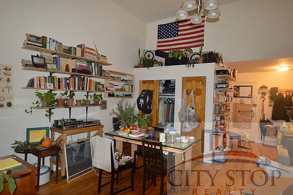 Rented by City Stop Realty | media 14