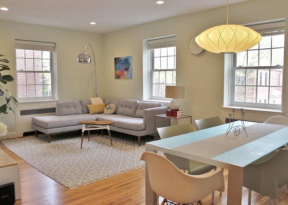1st image of 50 Browne St APT 4