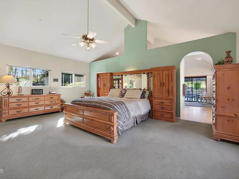10995 Alto Ct — Photo 17