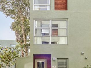 61 Glashaus Loop, Emeryville, CA 94608