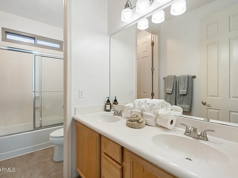 4132 E Pullman Rd — Photo 36