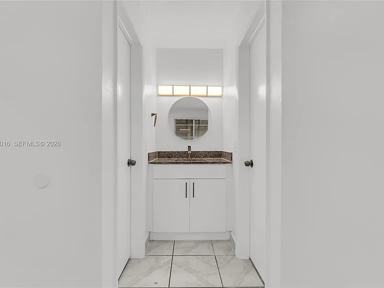 9354 SW 77th Ave #I1 — Photo 22