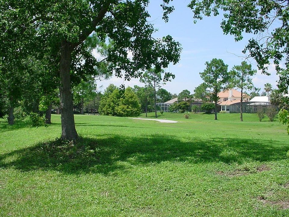 Yard & Golf Course View
