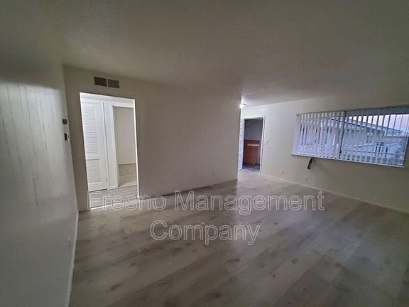 3rd image of 1115 W Simpson Ave Unit N