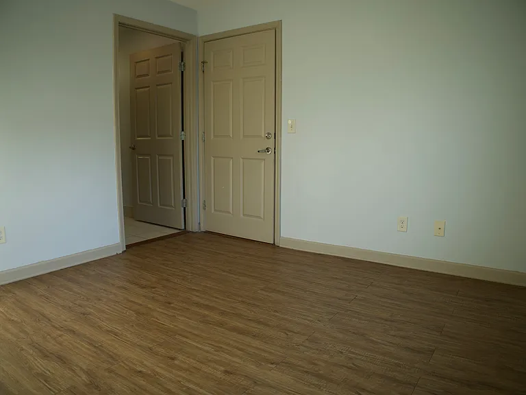 College Center Apartments — Photo 70