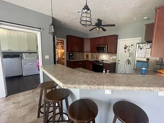 5th image of 1102 Noelle Ln