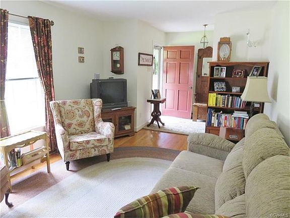 4th image of 4710 Stockholm Dr