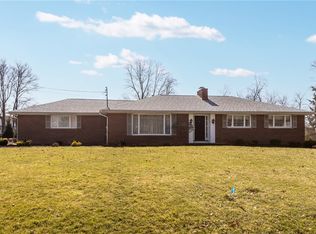 107 Rutgers Dr, New Castle, PA 16105